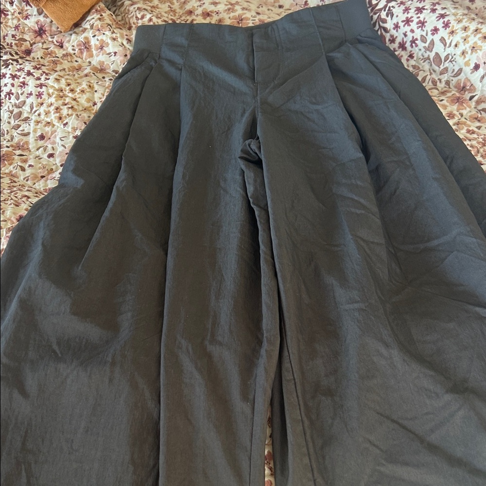 Calia, wide leg pant.
